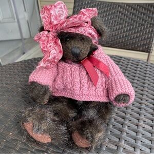 Russ Berrie Chaucer Bear